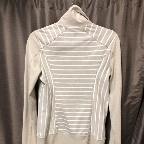Lululemon Full Zip - Picture 2 of 5